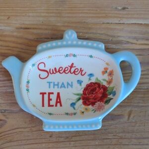 Floral Teapot Shaped Decor